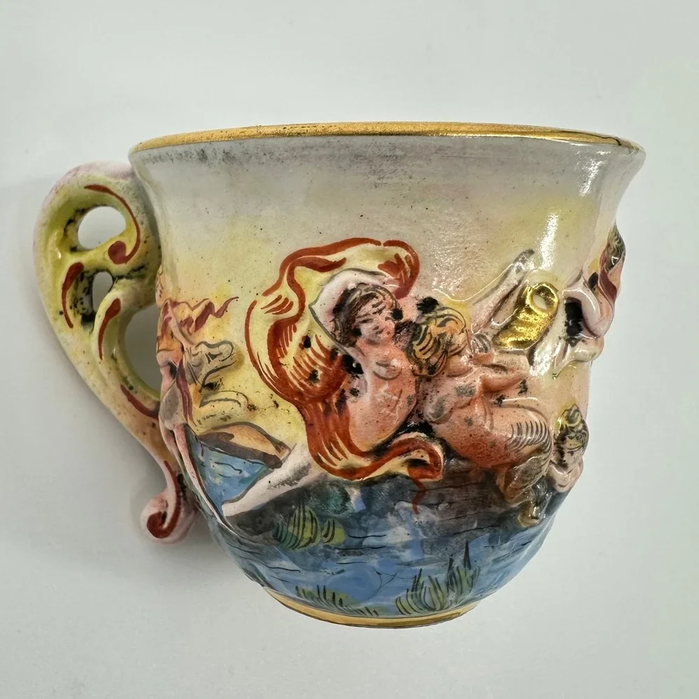 Vintage‎ CAPODIMONTE Italian Porcelain Demitasse Cup Saucer Cherub Gold Trim